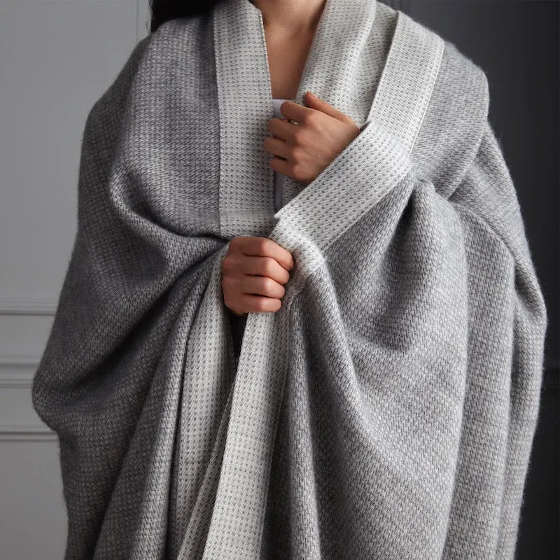 Angelo Blanket by Peacock Alley