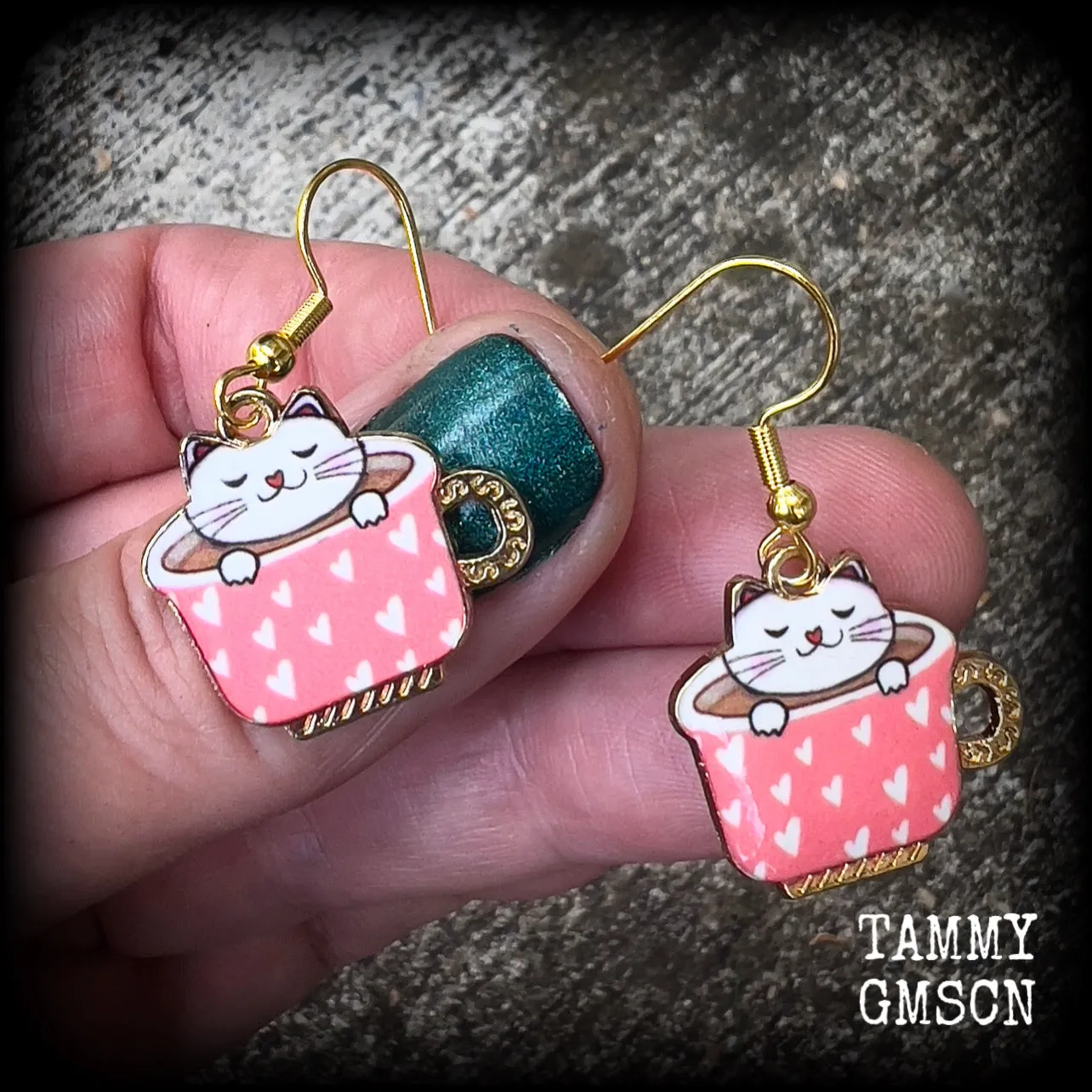 Cute cat earrings-Teacup earrings