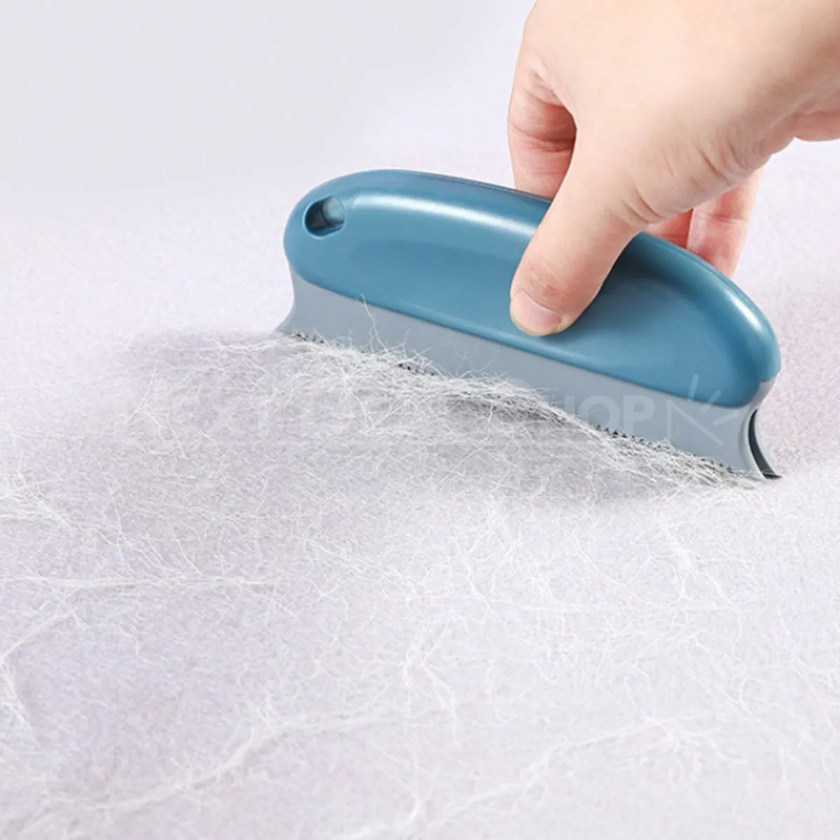 Easy Lint and Hair Removal Brush