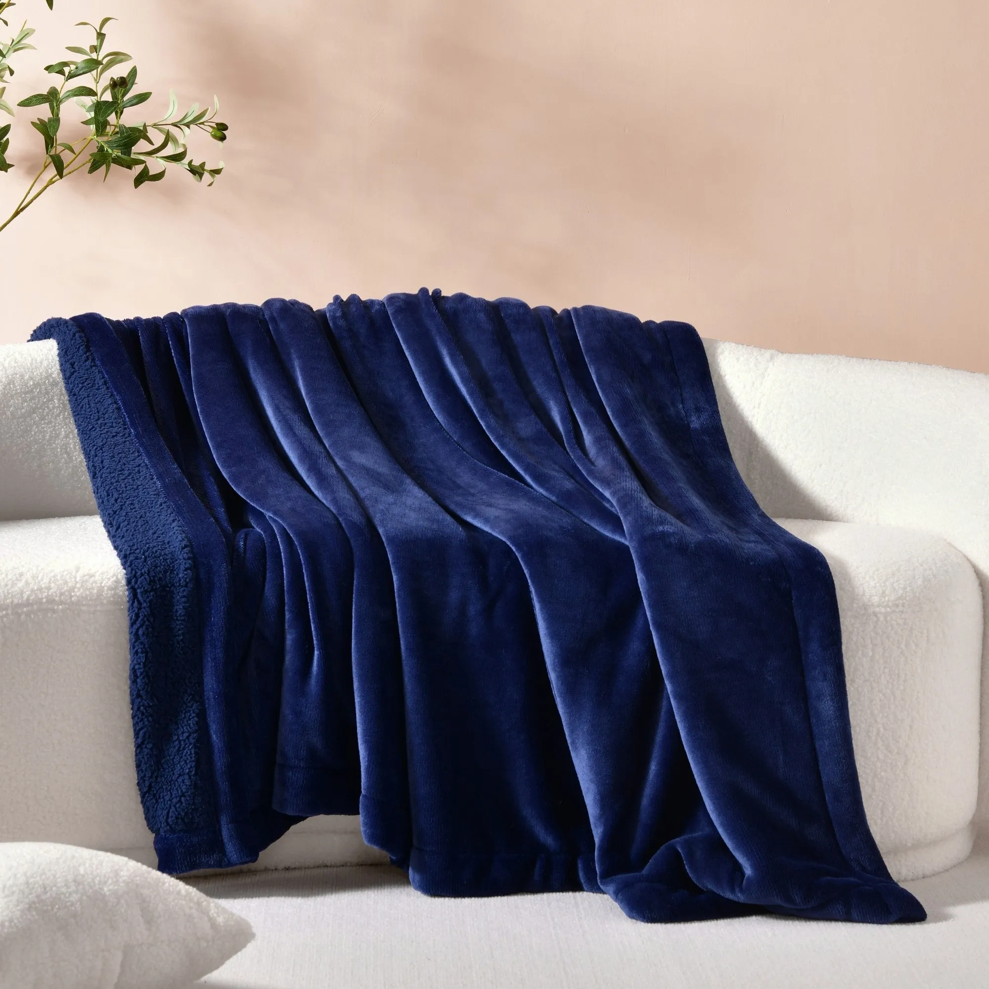 Hudson Fleece and Sherpa Reverse Throw Blanket Midnight Blue