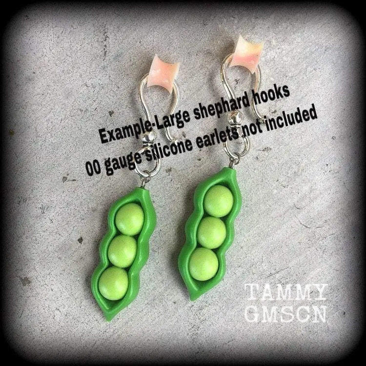 Pea Pod earrings, Vegetable earrings, Food jewelry, Muchies earrings, Vegan earrings, Gufts for vegans, For pierced ears or stretched lobes