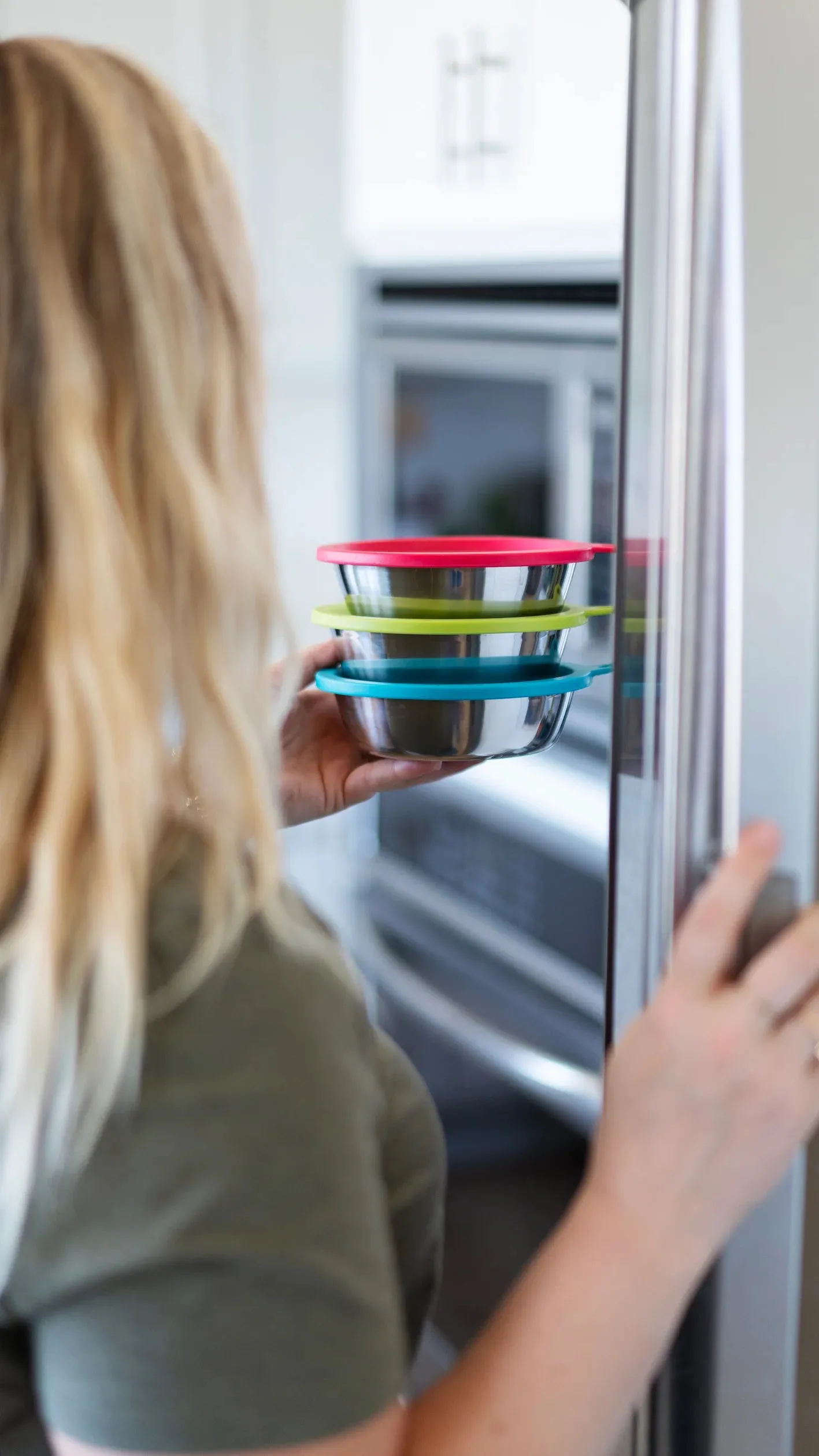 Three Stainless Steel Dog Bowls and Three Silicone Lids, Extra  Large, 6 Cups Per Bowl