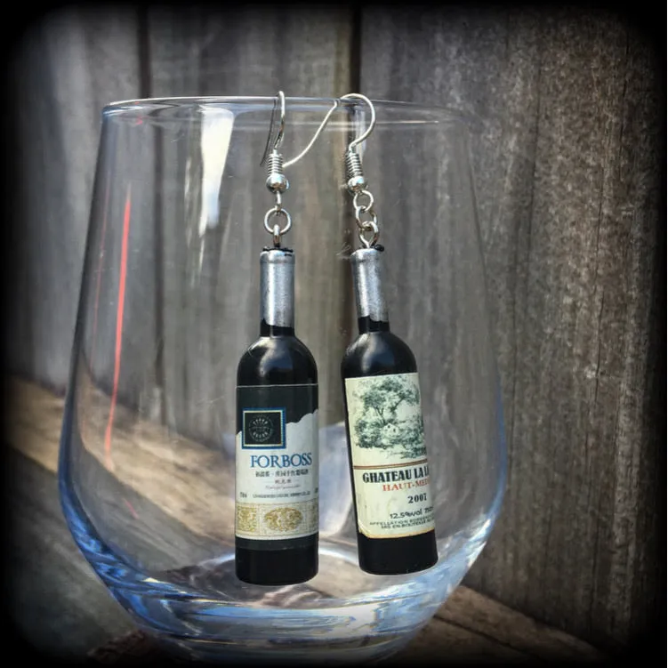 Wine bottle earrings-Bottle of wine earrings